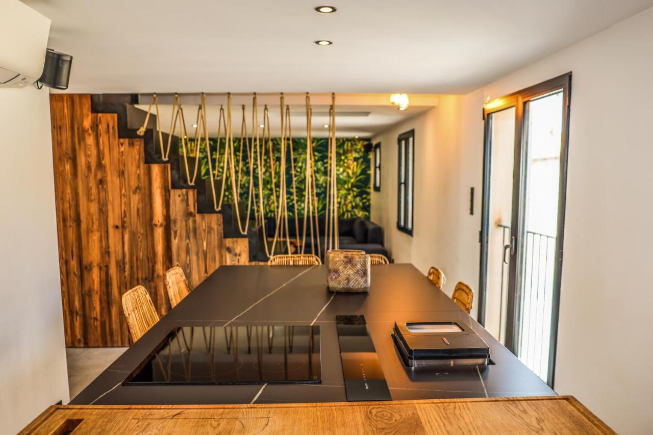 סן טרופז Casa Jungle ! Superb Duplex Apartment, Place Des Lices ! מראה חיצוני תמונה