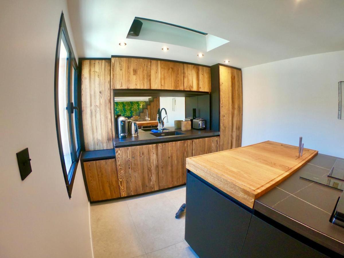 סן טרופז Casa Jungle ! Superb Duplex Apartment, Place Des Lices ! מראה חיצוני תמונה