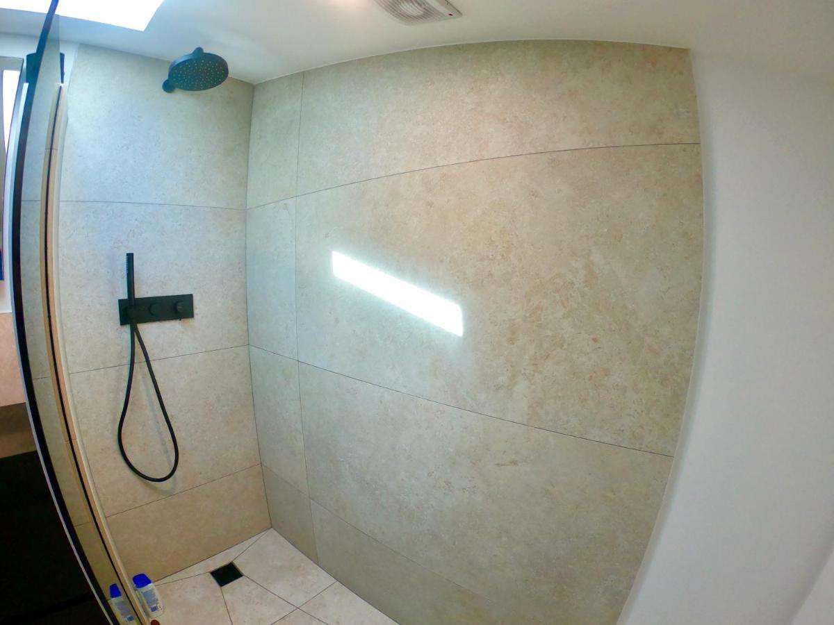 סן טרופז Casa Jungle ! Superb Duplex Apartment, Place Des Lices ! מראה חיצוני תמונה